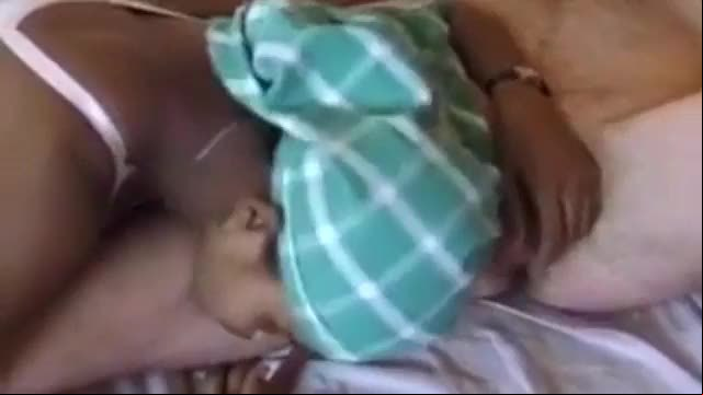Turista depravado viaja a india a comprar una virgen